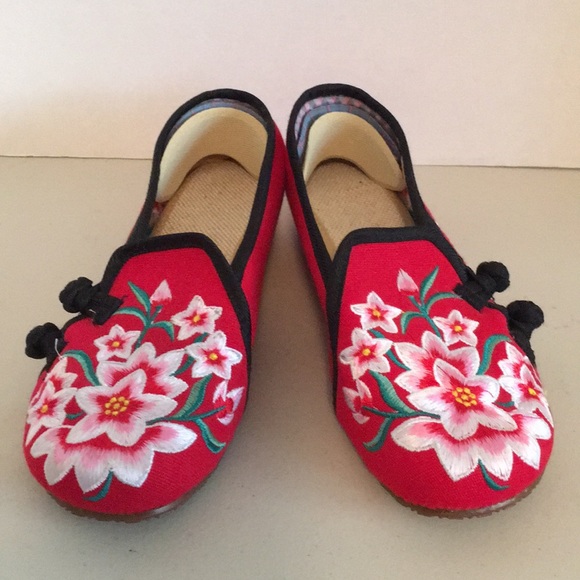 Shoes - Chinese Ladies Shoes